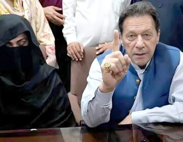 عمران خان اور بشریٰ بی بی کیخلاف 190 ملین پاؤنڈ ریفرنس کا فیصلہ آج سنایا جائے گا