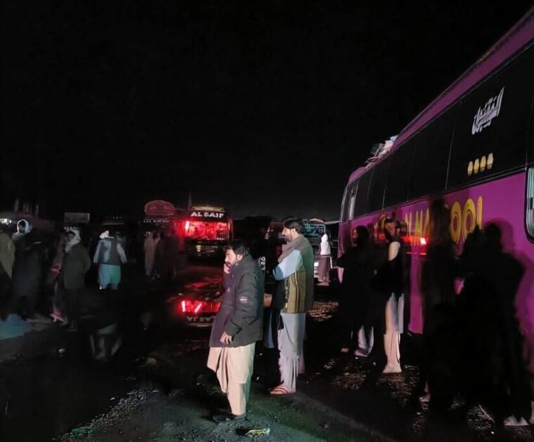 سوراب کے مقام پر کوئٹہ کراچی قومی شاہراہ ہر قسم کی ٹریفک کے لیے بحال