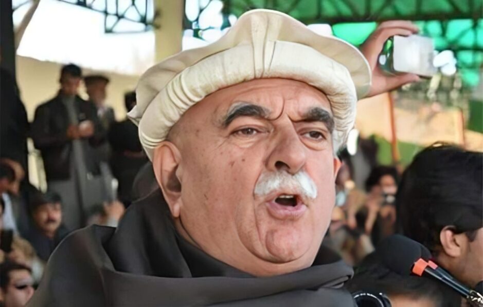 جو نسخہ جاسوسی ادارے استعمال کر رہے ہیں، وہ روس استعمال کرکے بری طرح ناکام ہوچکا، محمود اچکزئی