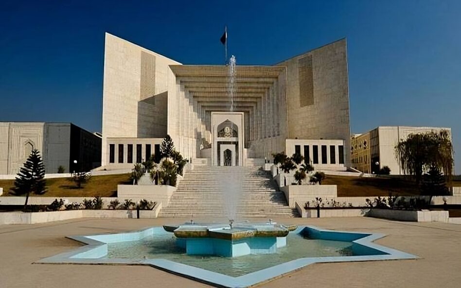 سویلینز ٹرائل کیس میں سپریم کورٹ انڈر ٹرائل نہیں ہے‘جسٹس امین الدین