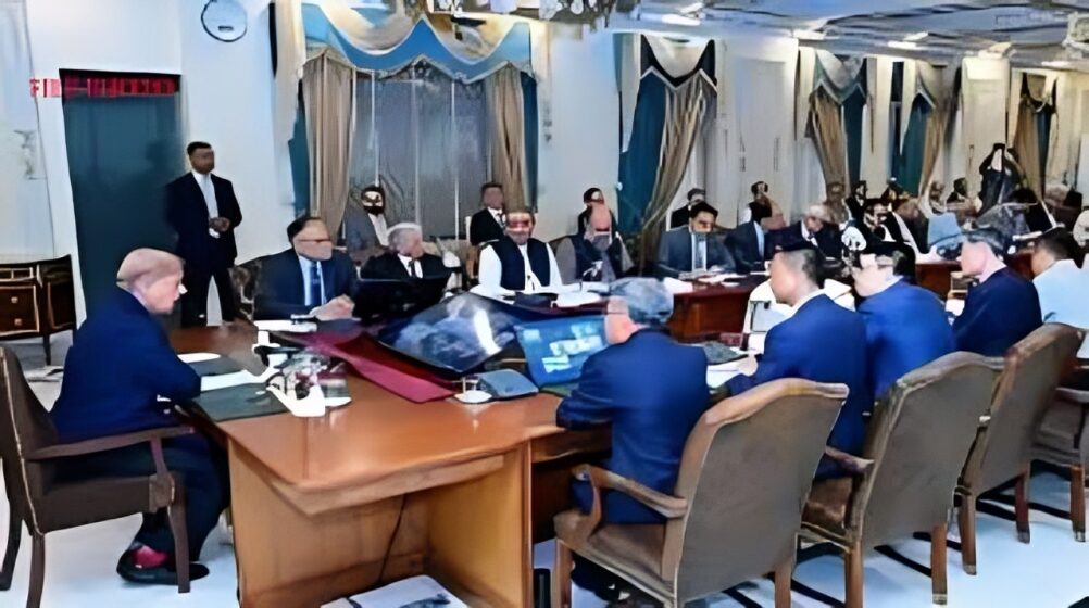 وفاقی کابینہ میں توسیع کی تیاریاں، وزرا، مشیران اور معاونین شامل کرنے کا فیصلہ