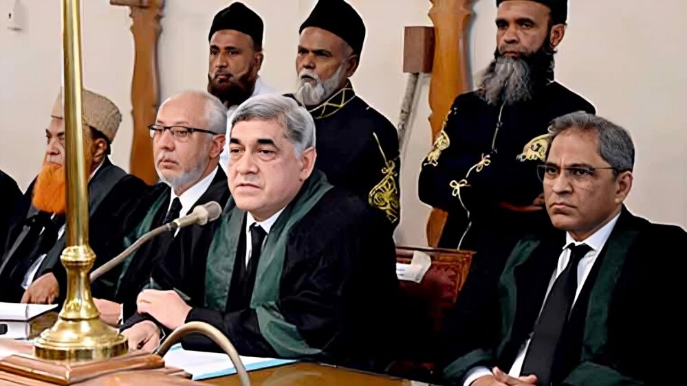 کوئی بے گناہ جیل میں ہو تو عذاب الہی قریب تر ہوتا ہے، جسٹس عقیل عباسی