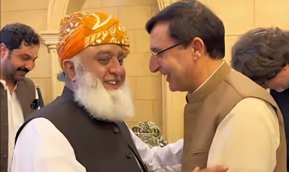 اپوزیشن اتحاد ،جے یو آئی شامل ہوگی یا نہیں، پی ٹی آئی کی عمران خان سے مشاورت مکمل