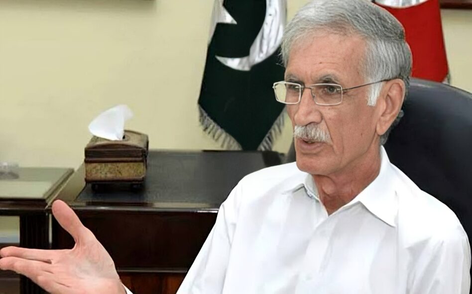 پی ٹی آئی رہنما کا وزیراعظم کے مشیر پرویز خٹک پر طنز
