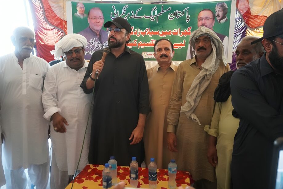 *سیلاب متاثرین کو تنہا نہیں چھوڑیں گے، چوہدری سالک حسین*