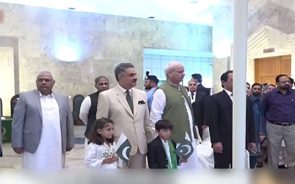 جشن آزادی‘ سپریم کورٹ سمیت تمام ہائی کورٹس میں پرچم کشائی کی تقاریب