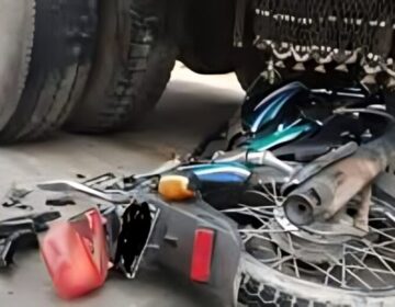 کراچی، خونی ڈمپر کا ایک اور وار، موٹر سائیکل سوار 2نوجوانوں کو کچل دیا، ایک جاں بحق