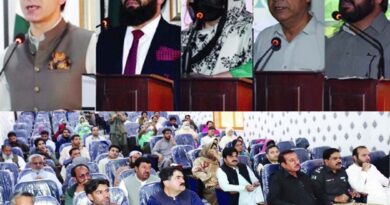را ئٹ ٹو انفارمیشن ایکٹ کے نفاذ میں سول سوسائٹی نے کلیدی کردار ادا کیا ہے، عسکر خان