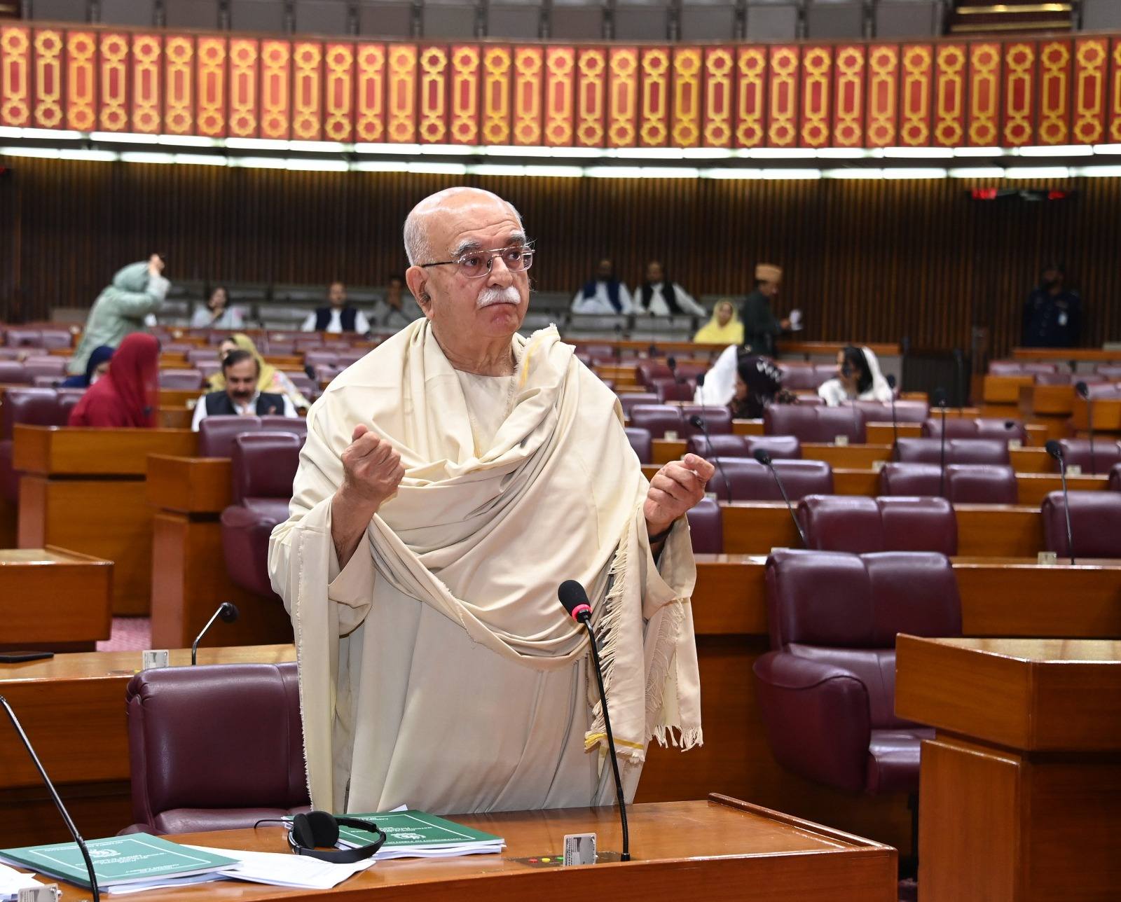 پاکستان اور افغانستان ایک دوسرے کیلئے لازم و ملزوم ہیں، محمود اچکزئی