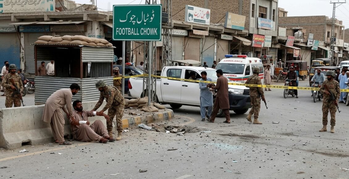 تربت: فٹبال چوک پر سیکیورٹی چوکی پر نامعلوم افراد کا دستی بم حملہ، دھماکے کے نتیجے میں دو راہگیر شدید زخمی