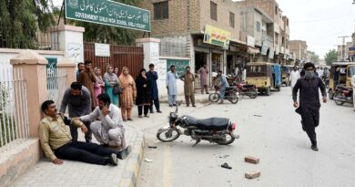 کوئٹہ کی خلجی کالونی میں گورنمنٹ گرلز سکول کے سامنے دن دھاڑے چوری کی لرزہ خیز واردات، سیکیورٹی گارڈزخمی