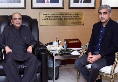 دہشت گردی کے خاتمے اور ملک میں پائیدار امن کے قیام کیلئے پوری قوم اپنی سکیورٹی فورسز کے ساتھ کھڑی ہے،آصف زرداری دہشت گردی کے خاتمے اور ملک میں پائیدار امن کے قیام کیلئے پوری قوم اپنی سکیورٹی فورسز کے ساتھ کھڑی ہے،آصف زرداری
