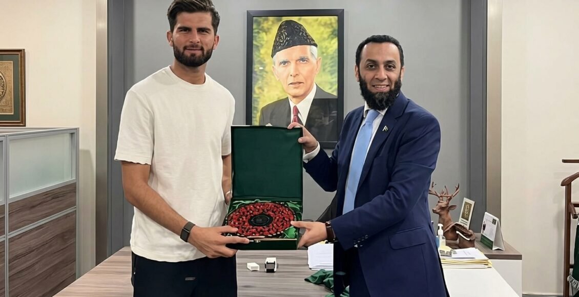 عطا تارڑ سے قومی ون ڈے کپتان شاہین آفریدی کی ملاقات